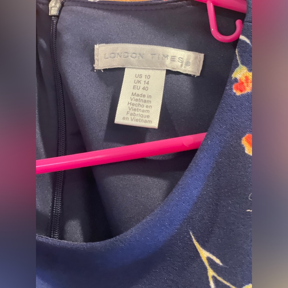 Navy and Floral Dress — By London Times, Size 10 - Picture 13 of 14